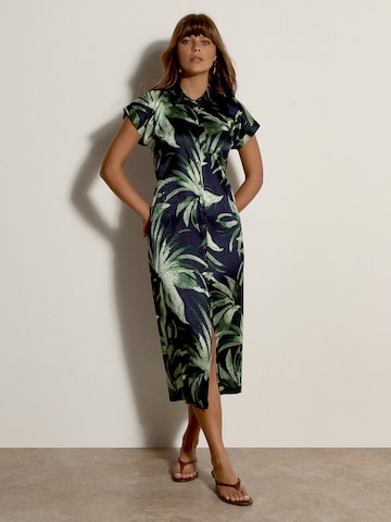 Robe ' ' Apricot en bleu : devant