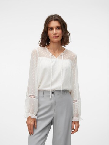 VERO MODA Blouse 'VMLEAH' in White: front