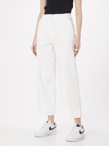 Wide leg Jeans 'Maine' di BRAX in bianco: frontale