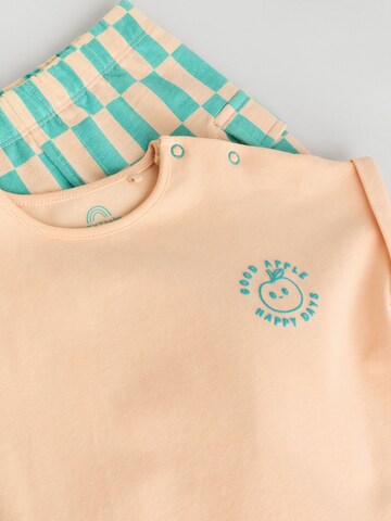 Next Set in Orange
