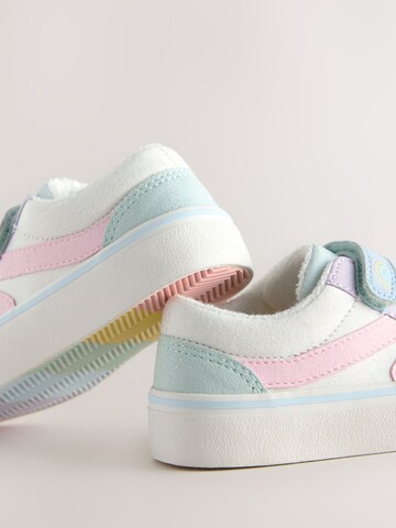 Baskets Next en mélange de couleurs