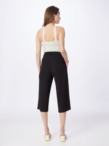 IMPERIAL Regular Pleat-Front Pants in Black