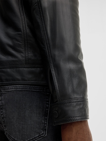 STRELLSON Jacke in Schwarz