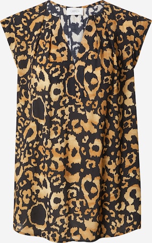 Cartoon Blouse in Brown: front