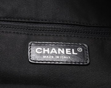 CHANEL Bag in One size in Brown