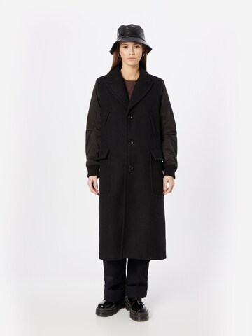 G-Star RAW Between-Seasons Coat in Black: front