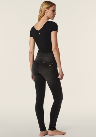 Freddy Skinny Jeggings in Black