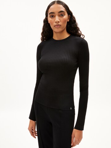 ARMEDANGELS Strickpullover ' ALAANIA RN ' in Schwarz: Vorderseite