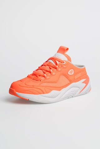 Soccx Sneakers in Orange