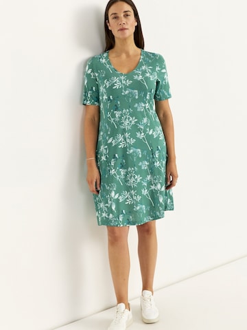 Cellbes of Sweden Dress in Green: front