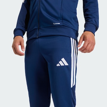 Slimfit Pantaloni sportivi 'Tiro26 League' di ADIDAS PERFORMANCE in blu