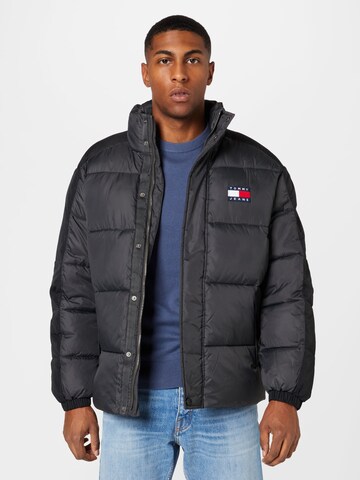 Tommy Jeans Jacke in Schwarz: Vorderseite