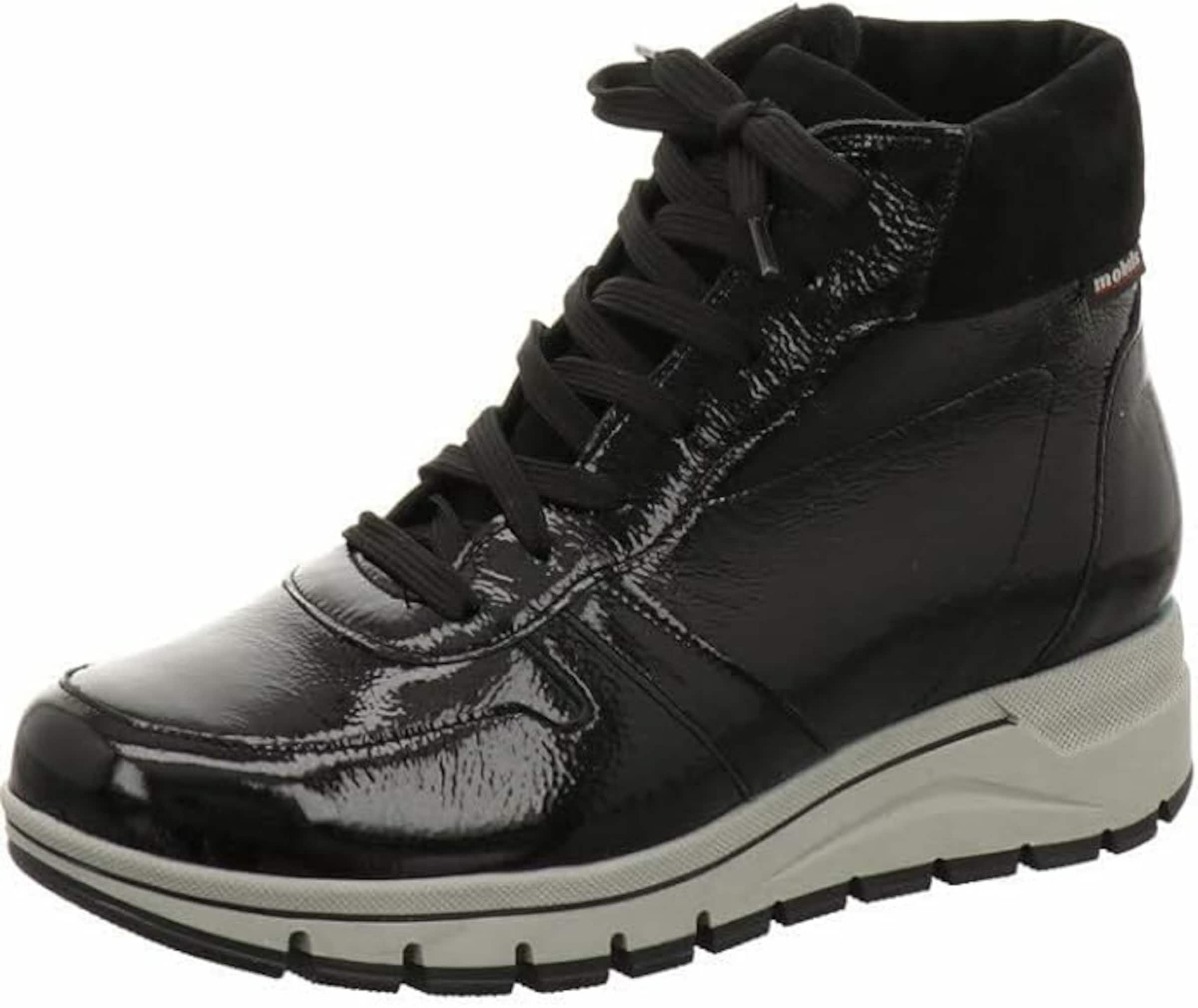 MEPHISTO Lace-Up Boots in Black: front