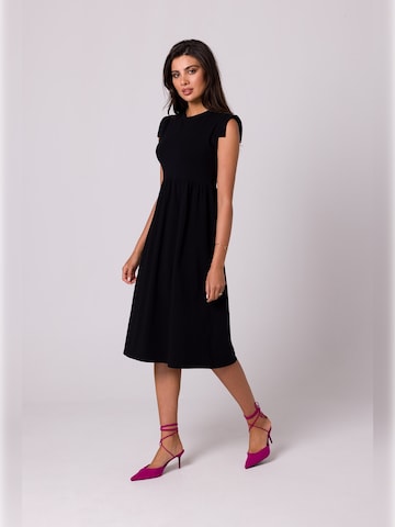 BeWear - Vestido en negro: frente