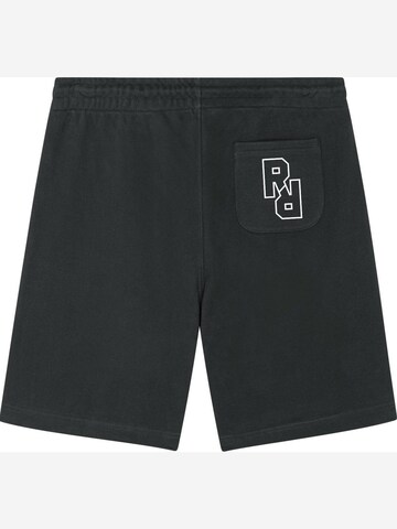 Rheinrebell Regular Sports trousers in Black