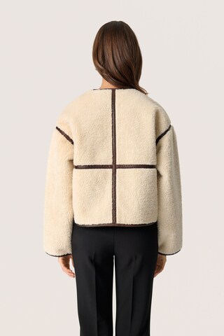 SOAKED IN LUXURY Jacke 'Isola' in Beige