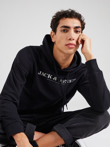 JACK & JONES Sweatshirt 'CARTER' i svart