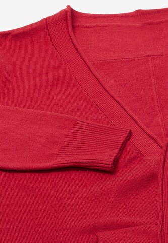 Geacă tricotată de la BLONDA pe roșu