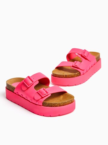 Bershka Pantolette i rosa