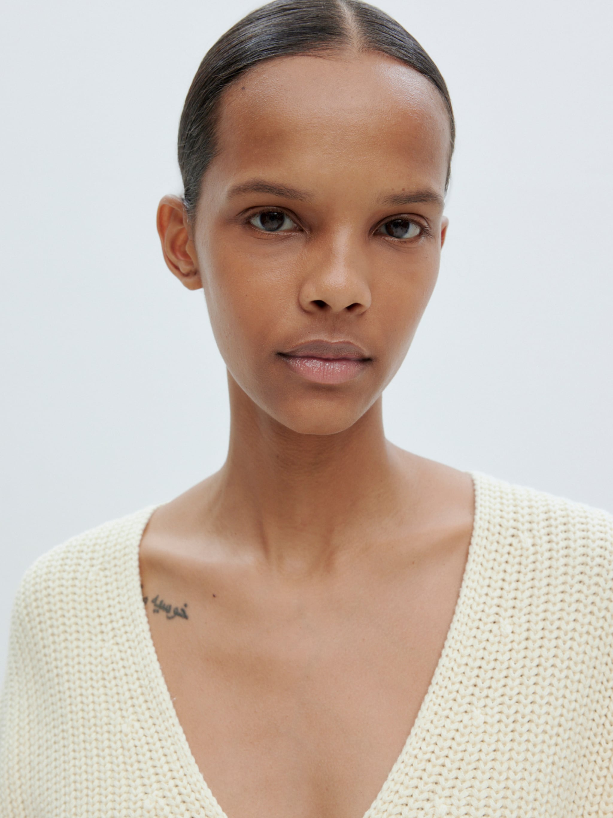 EDITED Producten Trui 'Yveline' Offwhite