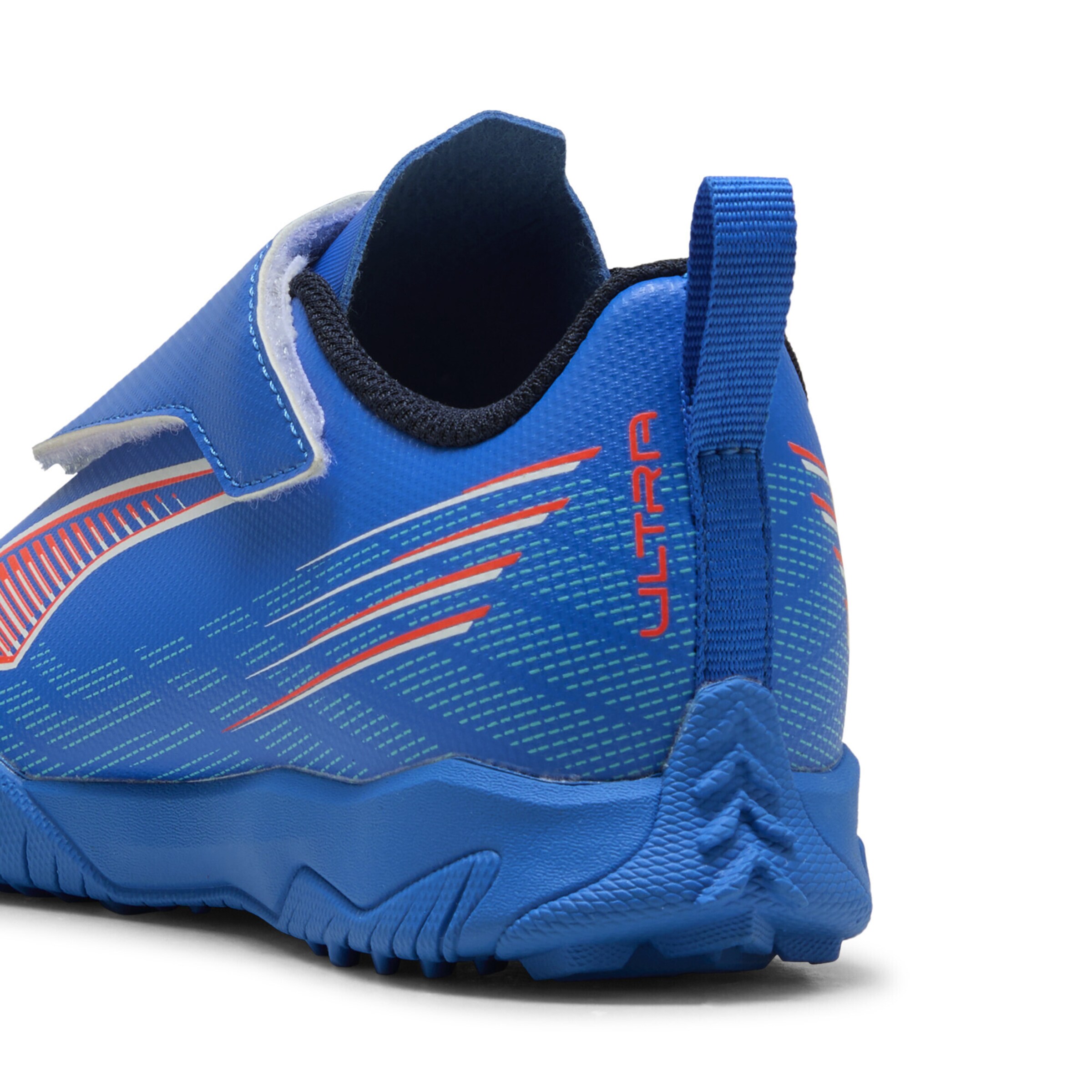 PUMA Sportschoen 'Ultra 6 Play' in Blauw