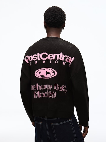 Bershka Pulóver - fekete: elől