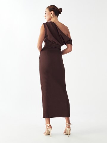 Abito 'RHODIA' di BWLDR in marrone