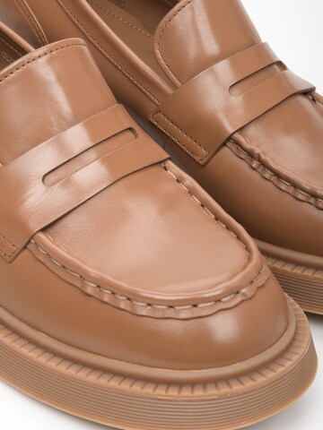 Estro - Mocasines '2255-5' en marrón