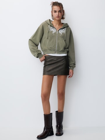 Hanorac de la Pull&Bear pe verde