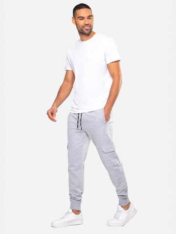 Threadbare Tapered Cargo Pants 'Stefan' in Grey