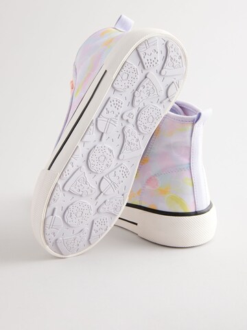 Next Sneaker in Pink