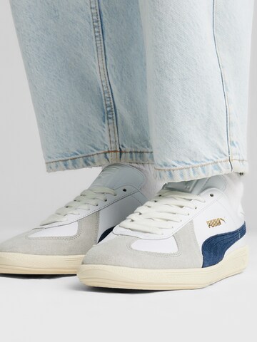 PUMA - Zapatillas deportivas bajas 'Army Trainer' en blanco: frente