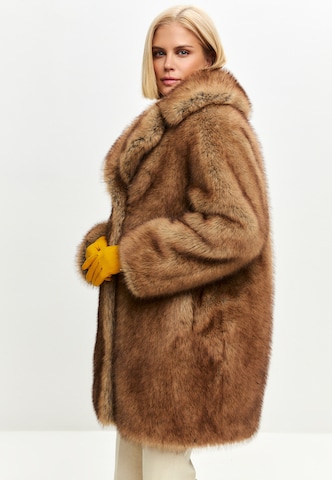 CESARE GASPARI Winter coat in Brown