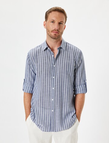 Koton Regular Fit Hemd in Blau: Vorderseite