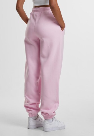 Urban Classics Конический (Tapered) Штаны в Ярко-розовый