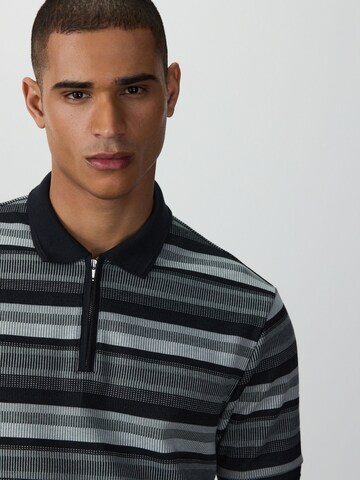 T-Shirt Next en gris