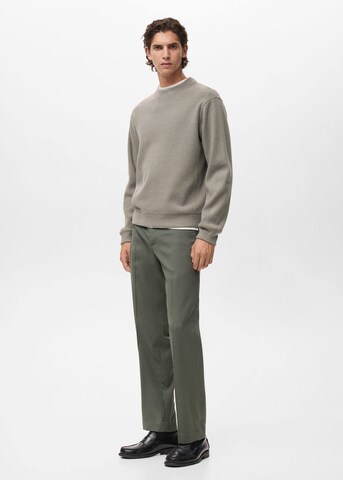 MANGO MAN Regular Pleat-Front Pants 'Savoir' in Green