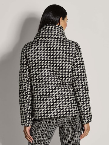 MADELEINE Between-season jacket in Black