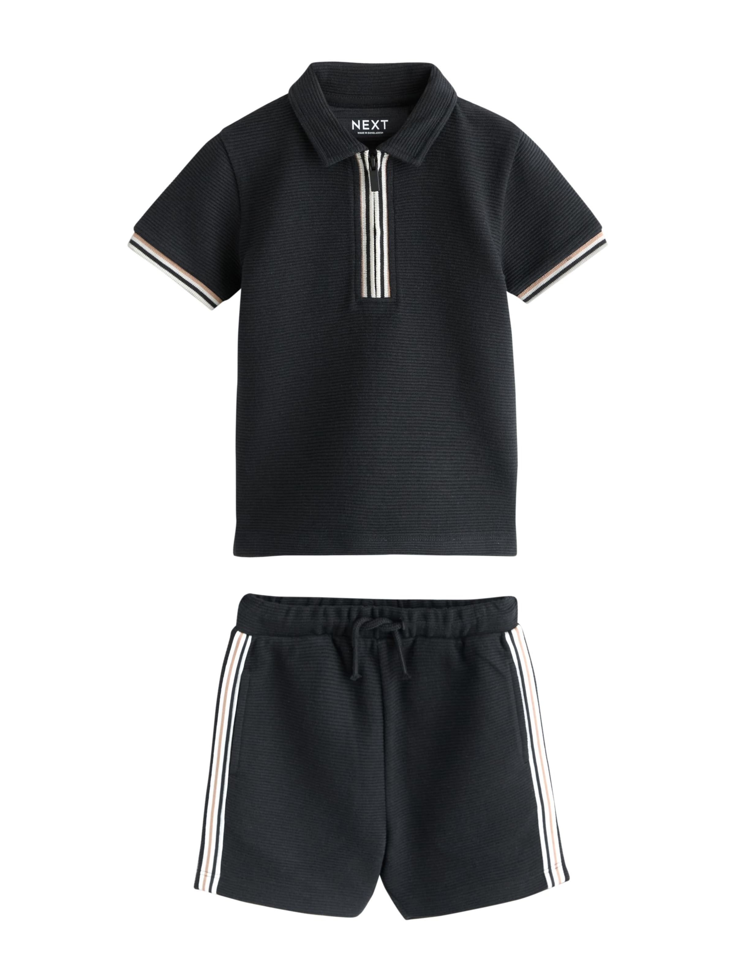 Next - Conjunto en negro: frente