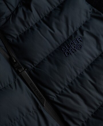 Superdry Tussenjas in Blauw