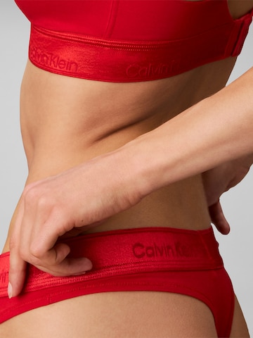 Calvin Klein Underwear String in Rot