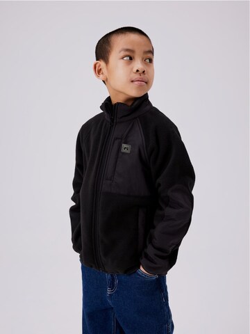 Jachetă  fleece 'NKNMYles' de la NAME IT pe negru: față