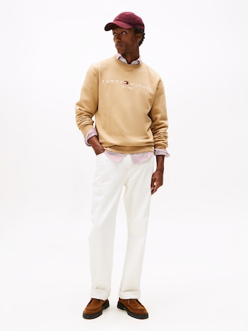 TOMMY HILFIGER Sweatshirt in Bruin