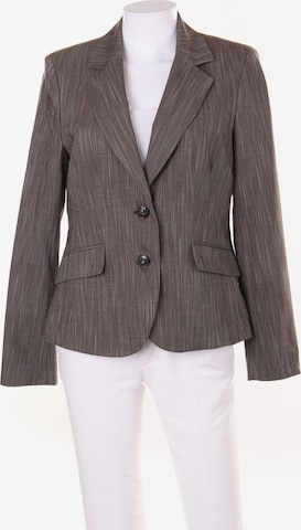 Savannah Blazer in M in Brown: front