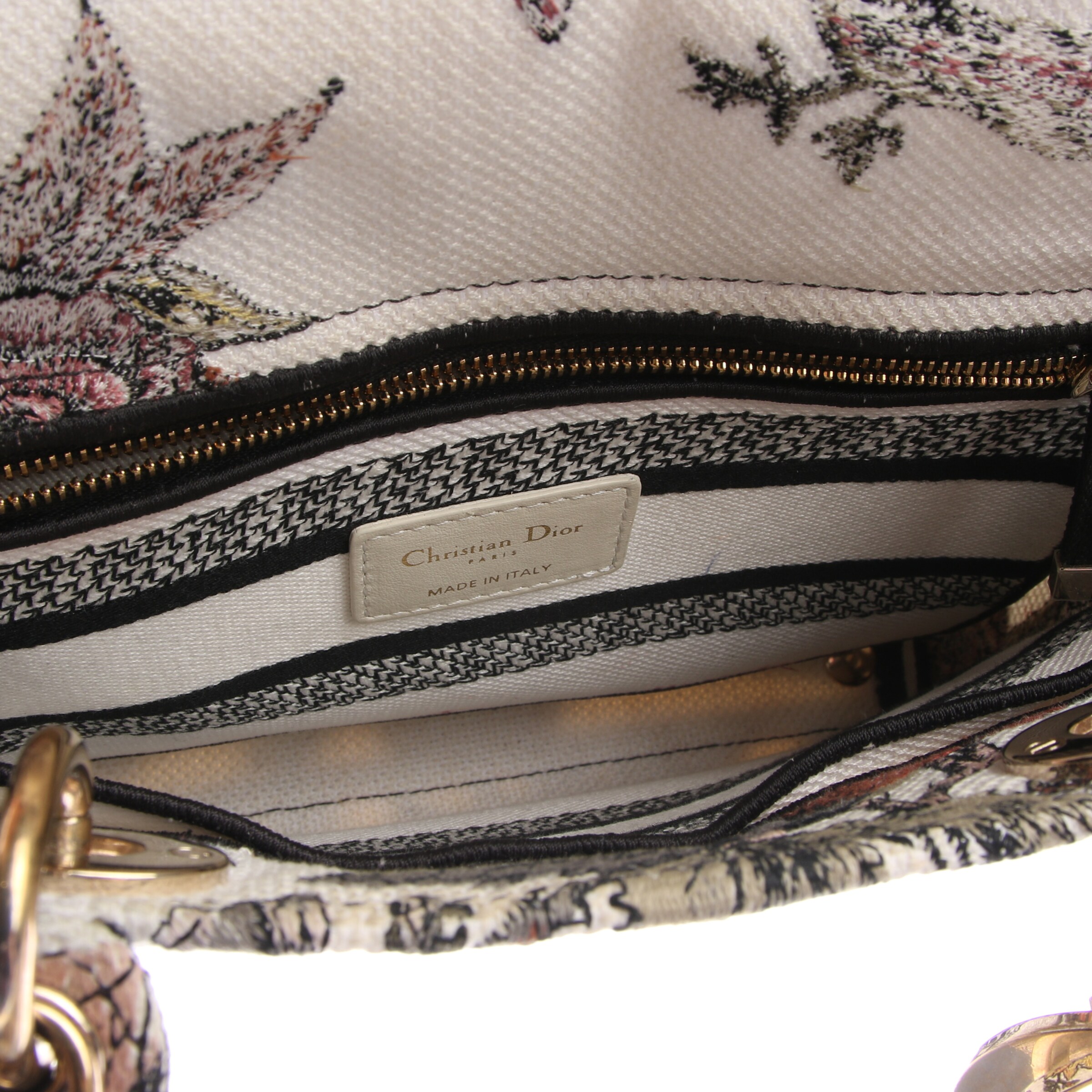 Dior Bag in One size in Mixed colors