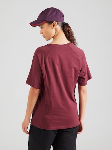 T-shirt fonctionnel PUMA en rouge