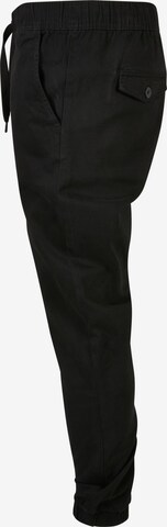 Tapered Pantaloni de la SOUTHPOLE pe negru