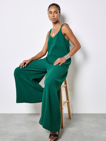 Apricot Jumpsuit in Groen