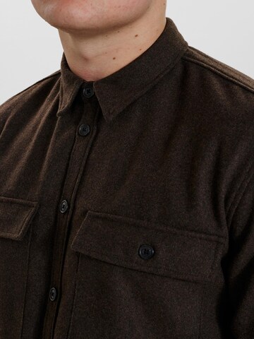 Dxnmxrk Shirt 'DXEmil' in Braun