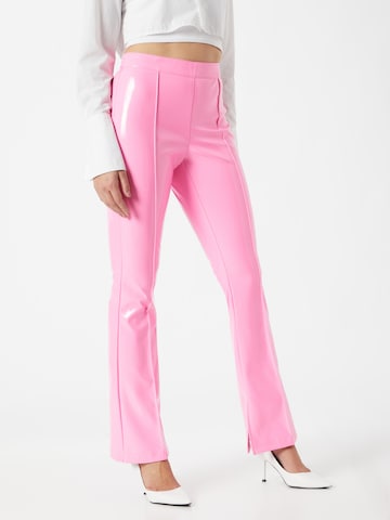 SOMETHINGNEW Boot cut Trousers with creases 'Cleo' in Pink: front